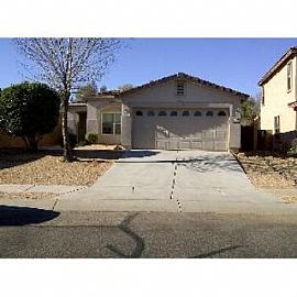 Dont Let This One Slip Away!! in Continental, AZ