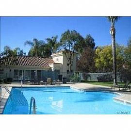 Charming 2/2 in The Malibu Creek Gated C in Calabasas, CA (Photo 2 of 5)