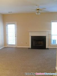 Newly Remodeled 2 Bedroom Townhome in Bi in Lithonia, GA (Photo 3 of 5)