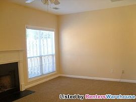 Newly Remodeled 2 Bedroom Townhome in Bi in Lithonia, GA (Photo 4 of 5)