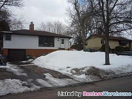 Fridley 3 Bedroom W/tons of Space! in Fridley, MN