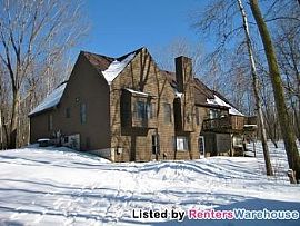 Serene 4br Inver Grove Home / Sharp Kitc in Inver Grove Heights, MN