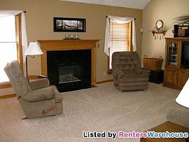 Serene 4br Inver Grove Home / Sharp Kitc in Inver Grove Heights, MN (Photo 5 of 5)