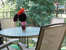 2 Bd/1 Bath Convenient to I-95, I-695, S in Baltimore, MD (Photo 3 of 5)