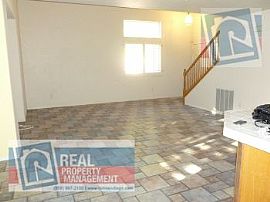 4 Bd 3 Ba with Large Backyard in Vista, CA (Photo 3 of 5)