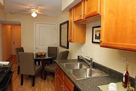2 Bd/2 Bath Excellent Littleton Location in Bow Mar, CO (Photo 4 of 5)