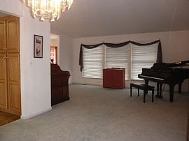 Arapahoe Highlands Beauty! in Centennial, CO (Photo 4 of 5)