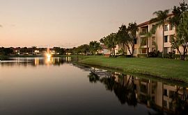 2 Bd/2 Bath Close to Central Park and Shop in Davie, FL (Photo 3 of 5)