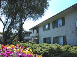 2 Bd/1 Bath Fremont 2 Bedroom with Covered in Fremont, CA (Photo 2 of 3)