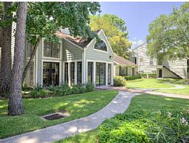 1 Bd/1 Bath Brookfield Offers One and Tw in Houston, TX (Photo 3 of 5)