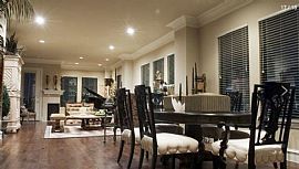 2 Bd/2 Bath Elegant, Granite Tops, Spaci in Dallas, TX (Photo 3 of 5)