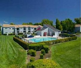 Central Heat and Air, Wireless Internet! in Davis, CA