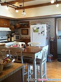 4 Bedroom 1 Block From Downtown Farmingt in Farmington, MN (Photo 4 of 5)