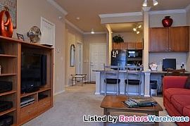 Fantastic 1br/1ba Condo at Southwest Sta in Eden Prairie, MN (Photo 3 of 5)