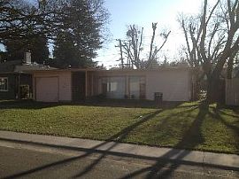 Darling Stockton 2 Bedroom Home in Stockton, CA