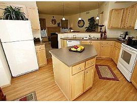 2bd Come See Our Fabulous Property! .. in Hanford Works, WA (Photo 3 of 5)