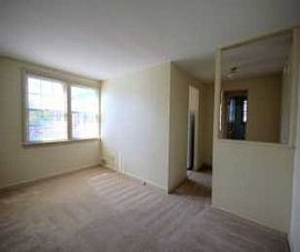 Portland 1 Bedroom with Hardwood Floors Av in Portland, ME (Photo 3 of 4)