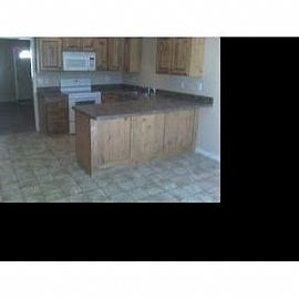 3 Bedroom Town Home in Beachs Corner, ID (Photo 2 of 5)