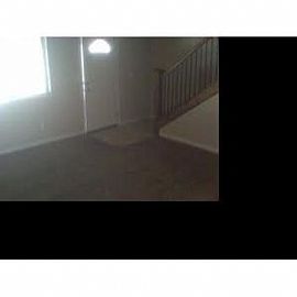 3 Bedroom Town Home in Beachs Corner, ID (Photo 4 of 5)