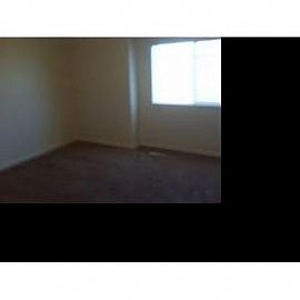 3 Bedroom Town Home in Beachs Corner, ID (Photo 5 of 5)