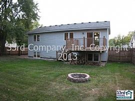 Single Family Rental Home in Saint Paul in Grey Cloud Island, MN (Photo 3 of 5)