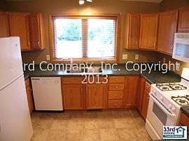 Single Family Rental Home in Saint Paul in Grey Cloud Island, MN (Photo 4 of 5)