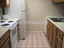 Townhouse Rental Home in Tempe in Tempe, AZ (Photo 2 of 5)