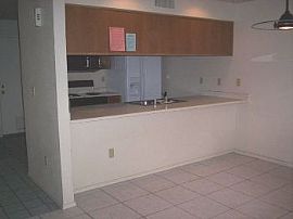 Townhouse Rental Home in Tempe in Guadalupe, AZ (Photo 5 of 5)