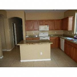 Large Single Level in Laveen, AZ (Photo 3 of 5)