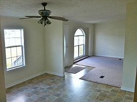 4 Br Close to Cherry Point: Progress Ene in Havelock, NC (Photo 2 of 5)