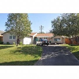 Beautiful Home with Pool Blocks From Ucr in Box Springs, CA