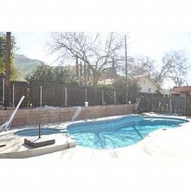 Beautiful Home with Pool Blocks From Ucr in Box Springs, CA (Photo 4 of 5)