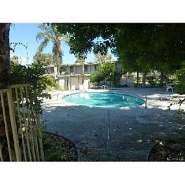 Great 2 Bedroom 2 Bath Condo in Colton, CA (Photo 4 of 5)