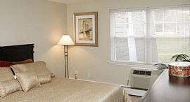 2 Bd/1 Bath Half a Month Free Rent Promo in Rocky Hill, CT (Photo 5 of 5)