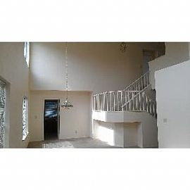 Wonderful 3 Bed/3 Bath House with Den In in American Canyon, CA (Photo 3 of 5)