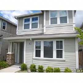 Price Reduced! Newer 3 Bedroom/2 Bath Ho in Vallejo, CA