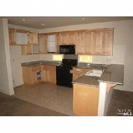 Price Reduced! Newer 3 Bedroom/2 Bath Ho in Vallejo, CA (Photo 2 of 5)