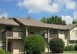 2 Bed 2 Bath with Private Balcony in Green in Friendship, NC (Photo 3 of 5)