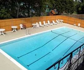 2 Bedroom 5 Minutes to Salem! in Salem, MA (Photo 5 of 5)