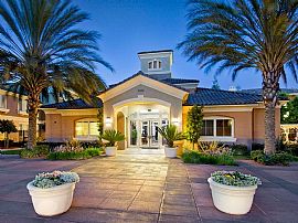 2 Bd/2 Bath Close to Shopping, Highways, in San Jose, CA