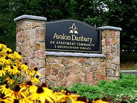 3 Bd/2 Bath Near I-84, Metro- North and Da in Danbury, CT (Photo 2 of 5)