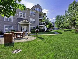 3 Bd/2 Bath 2bed/2bath in New Canaan, Pe in New Canaan, CT (Photo 5 of 5)