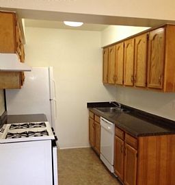 2 Bd/1 Bath Foxwood Manor'S 21 Beautiful in Levittown, PA (Photo 5 of 5)