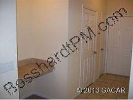 2 Bed 2.5 Bath Condo Rental in Gainesville, FL (Photo 3 of 5)