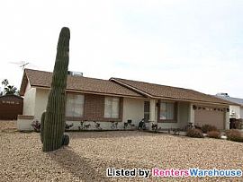 Sweet 3 Bedroom with Pool in Country Mea in Peoria, AZ (Photo 2 of 5)