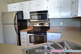 Excellent 2br/1ba Condo with Stainless App in Eagan, MN (Photo 4 of 5)
