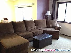 Great 3 Bedroom Home in Northeast Minnea in Minneapolis, MN (Photo 5 of 5)