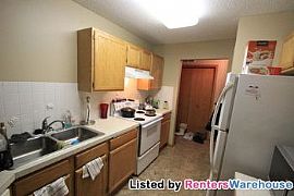 Beautiful Townhome in Champlin in Champlin, MN (Photo 2 of 5)