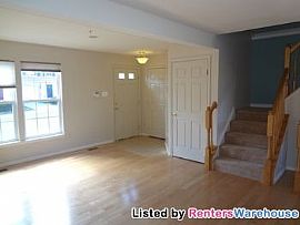 3 Bed, 2 Full, 2 Half Bath Townhome in G in Baltimore, MD (Photo 2 of 5)