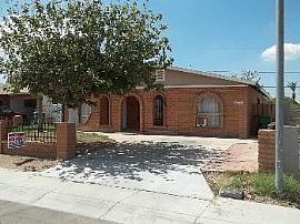 Tempe 4 Bedrooms, Single Story, Nice in Guadalupe, AZ